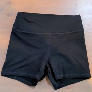 FLEO True High Contour Shorts - Size L Black